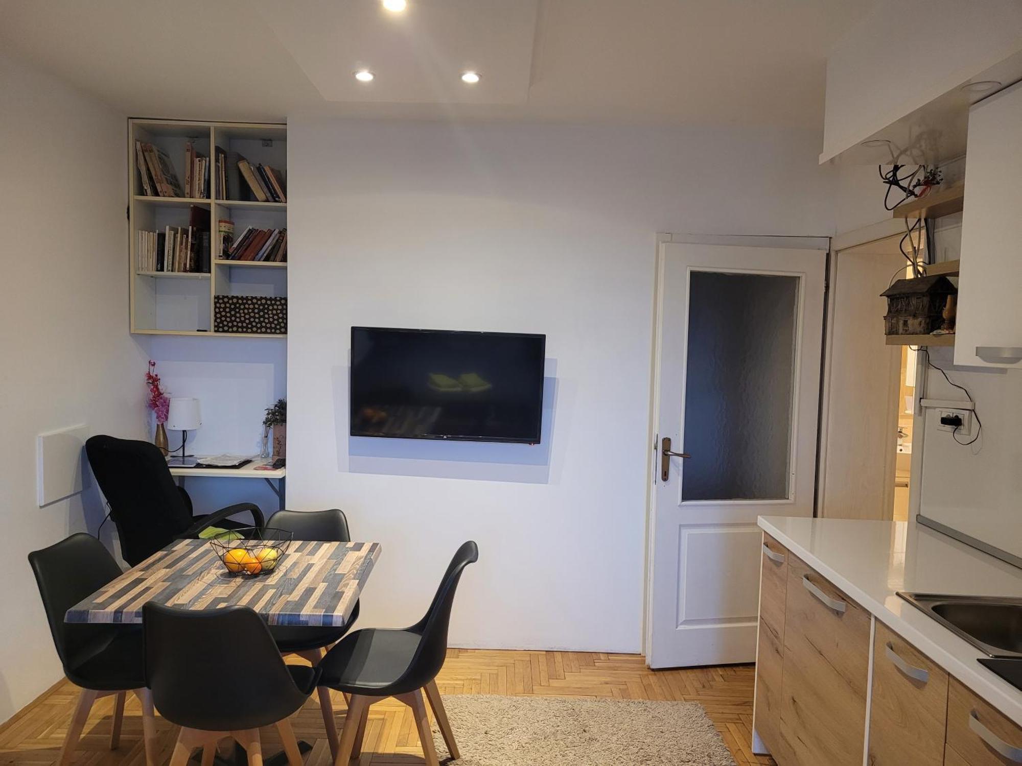 Apartmani Emerald Dream Νόβι Σαντ Εξωτερικό φωτογραφία