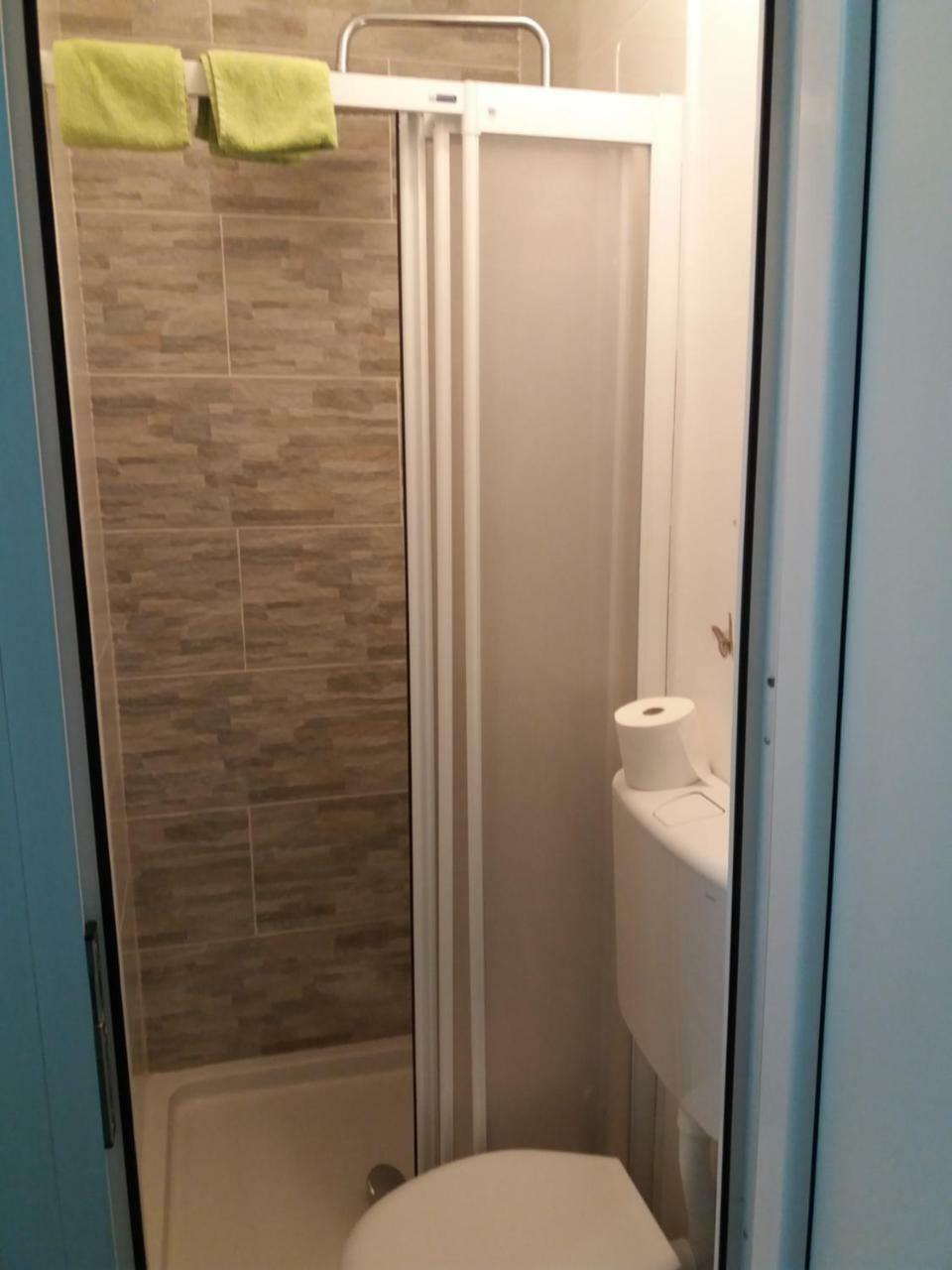 Apartmani Emerald Dream Νόβι Σαντ Εξωτερικό φωτογραφία