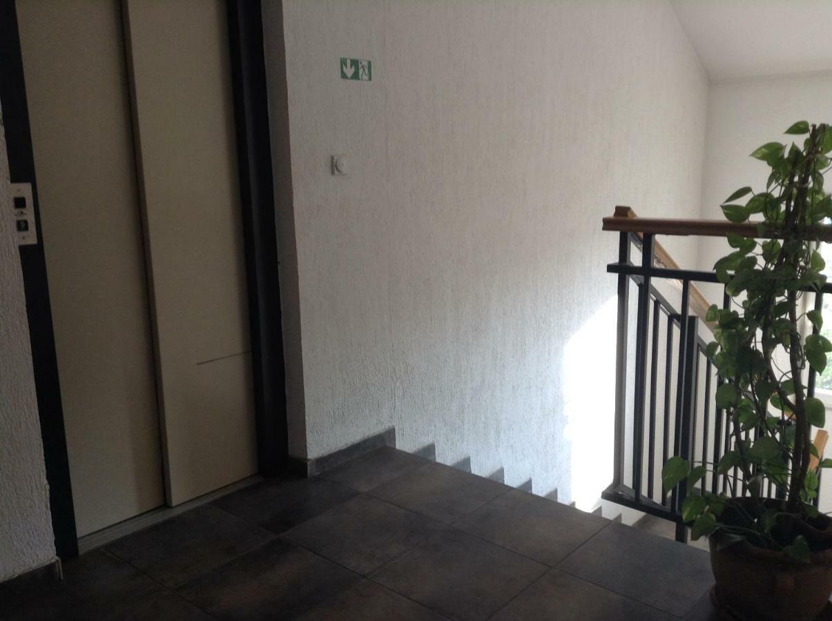 Apartmani Emerald Dream Νόβι Σαντ Εξωτερικό φωτογραφία